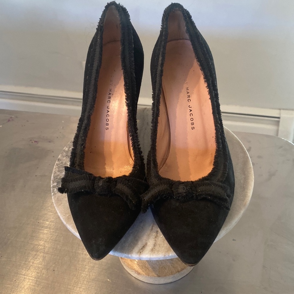 Marc By Marc Jacobs Black Suede Grosgrain Bow Pointy Pointed Toe Pumps